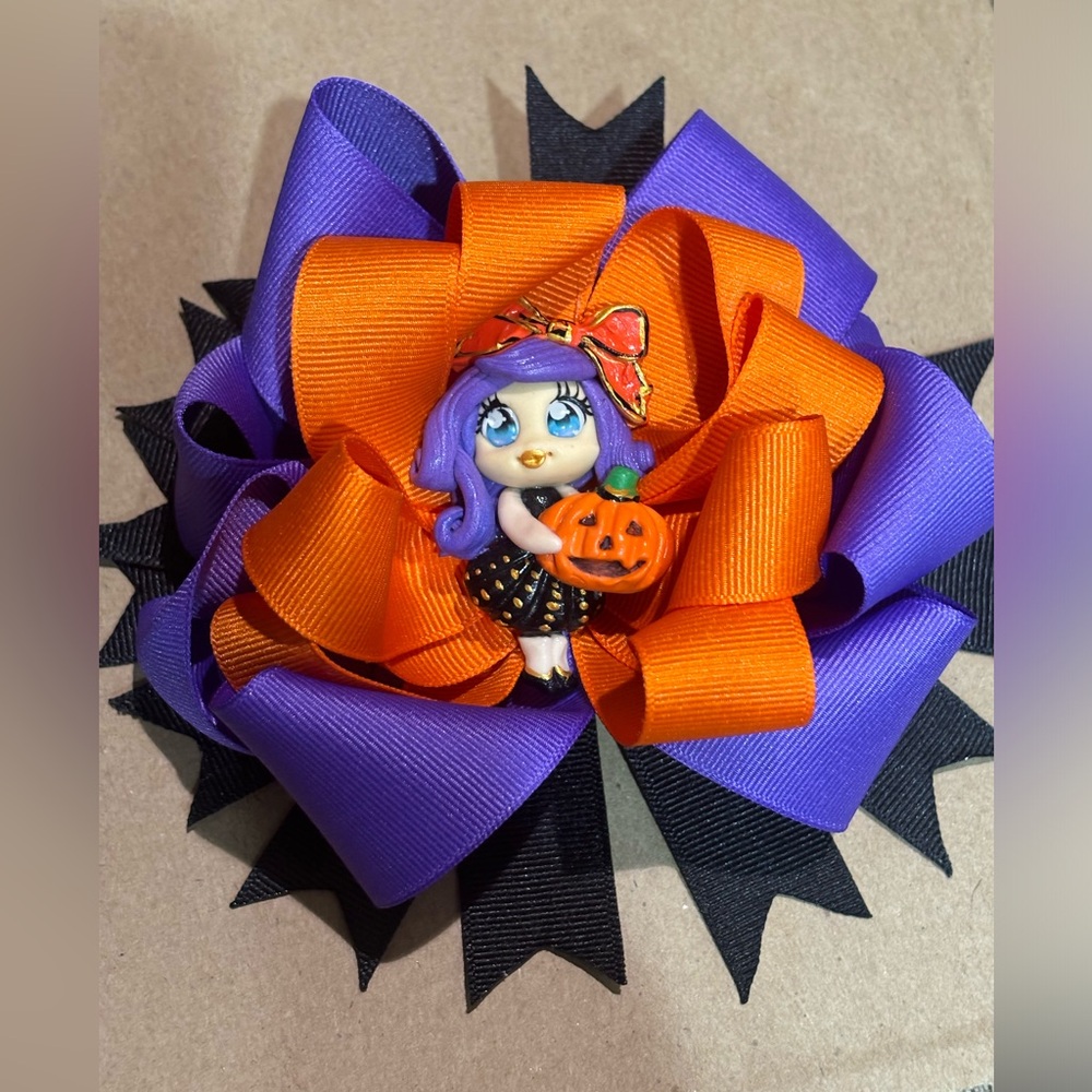 Hand made Halloween hair bow